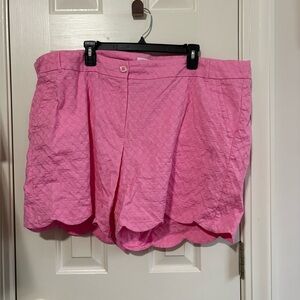 Pink Scalloped Shorts Crown and Ivy